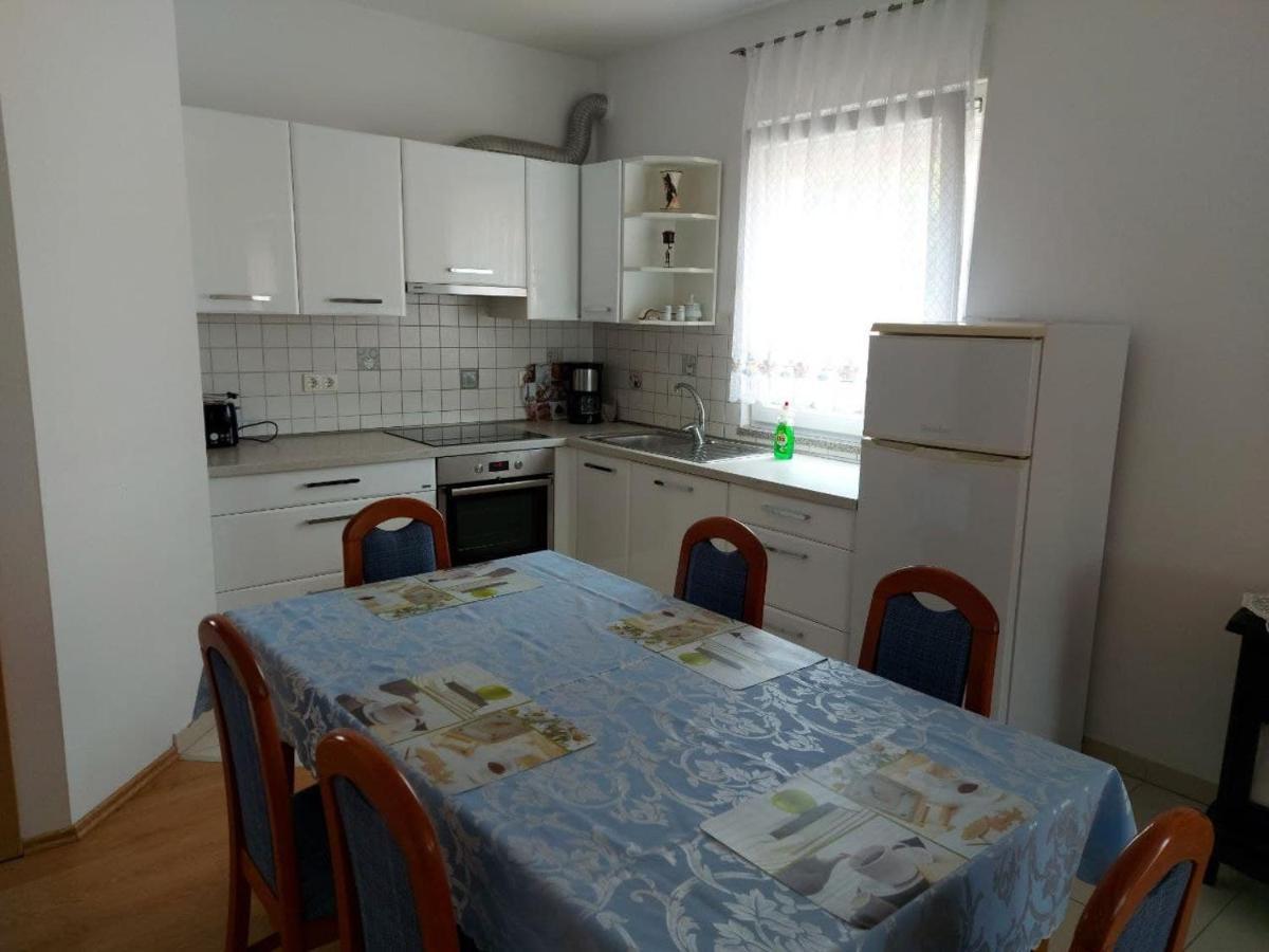 Bluegum Apartments Ližnjan 外观 照片