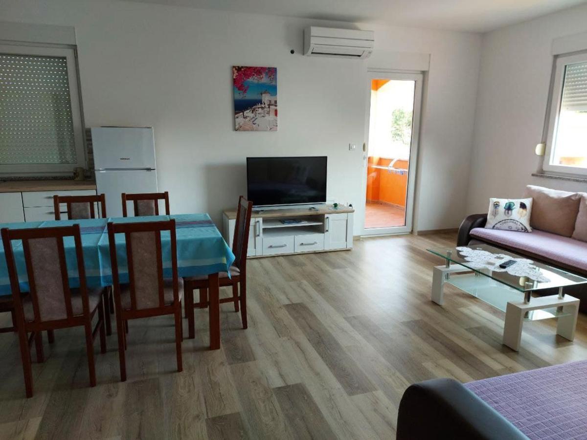 Bluegum Apartments Ližnjan 外观 照片