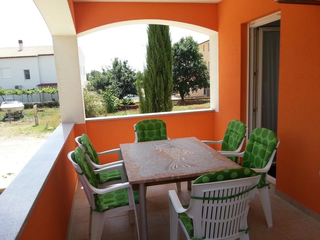 Bluegum Apartments Ližnjan 客房 照片